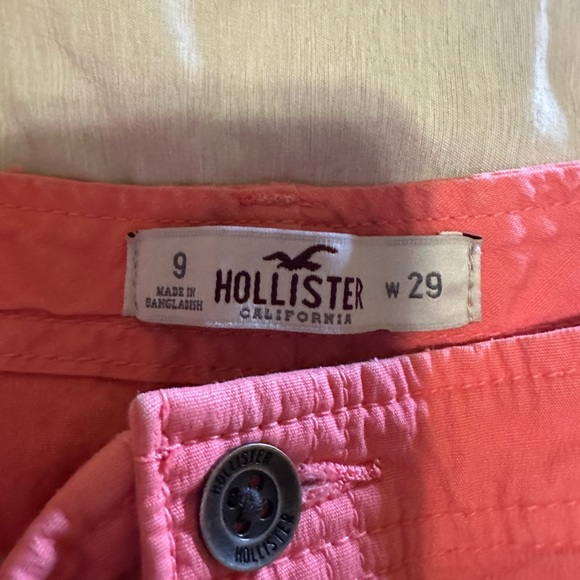 Hollister Pink Cargo Shorts with Zipper Pockets - Picture 3 of 3